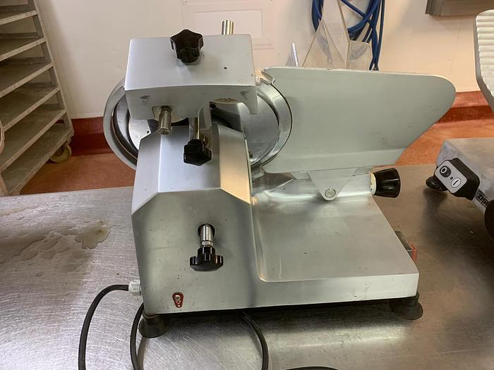 Used BUFFALO TABLE TOP SLICER