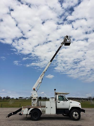 Used 2001 GMC 6500 Posi Plus Cable Placer Bucket Truck