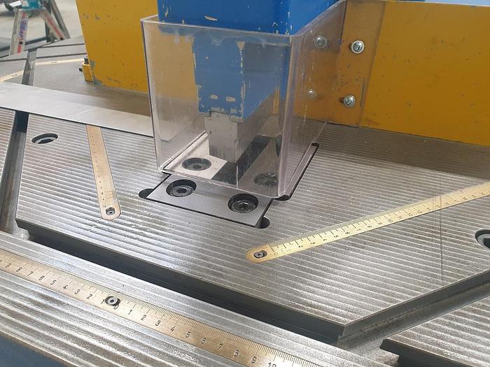 Gebraucht Ausklinkmaschine Boschert LB 12 KE