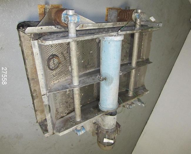 Used Black Clawson WANDEL Vibrating Screen, 3/8" Holes #27558