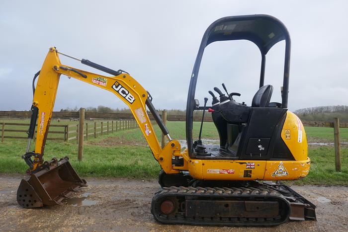 Used 2016 JCB 8018 CTS