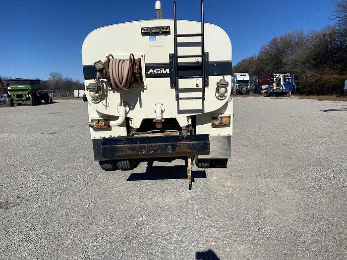Used 1993 Ford Water truck