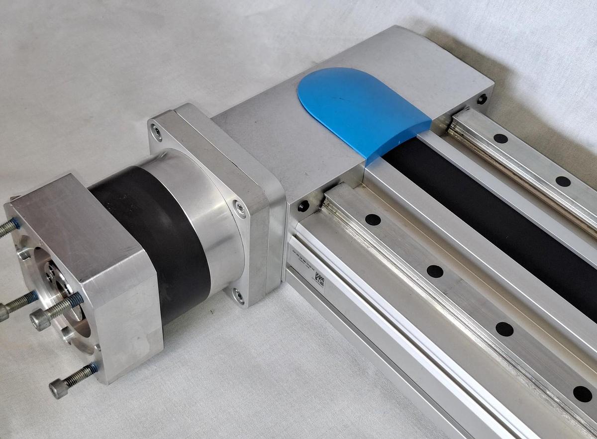 Linearantrieb + Planetengetriebe, Hub 880, EGC-HD-220-880-TB-0H-GK, 556825 +.., Festo, neuwertig