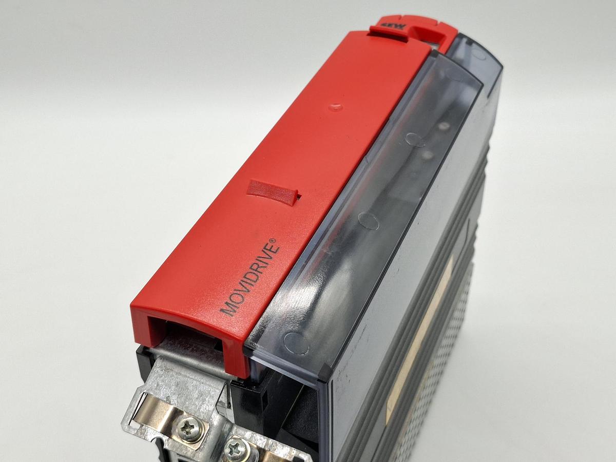 Gebraucht Frequenzumformer + Bremswiderstand, nur 2069 Std!, 0,55KW, MDX61B0005-5A3-4-00, SEW, gebraucht-Top