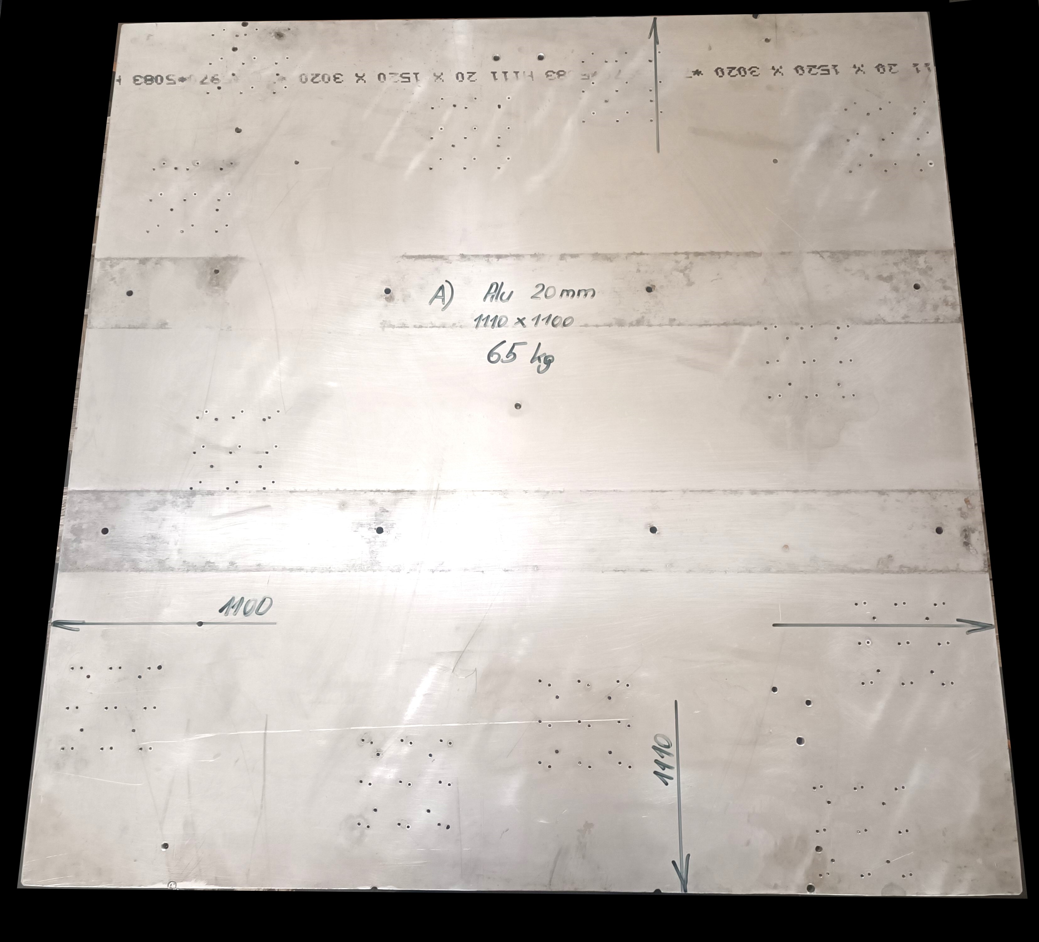 Gebraucht Gerade Aluminiumplatte, Konstruktionsalu, 20mm dick, 1118x1100x20mm, 65 kg, , gebraucht