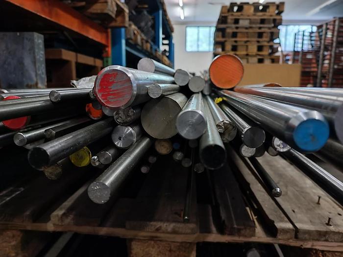 Hoch legierter Edelstahl Rundstahl, 1.4104, X14CrMoS17, neu -80%