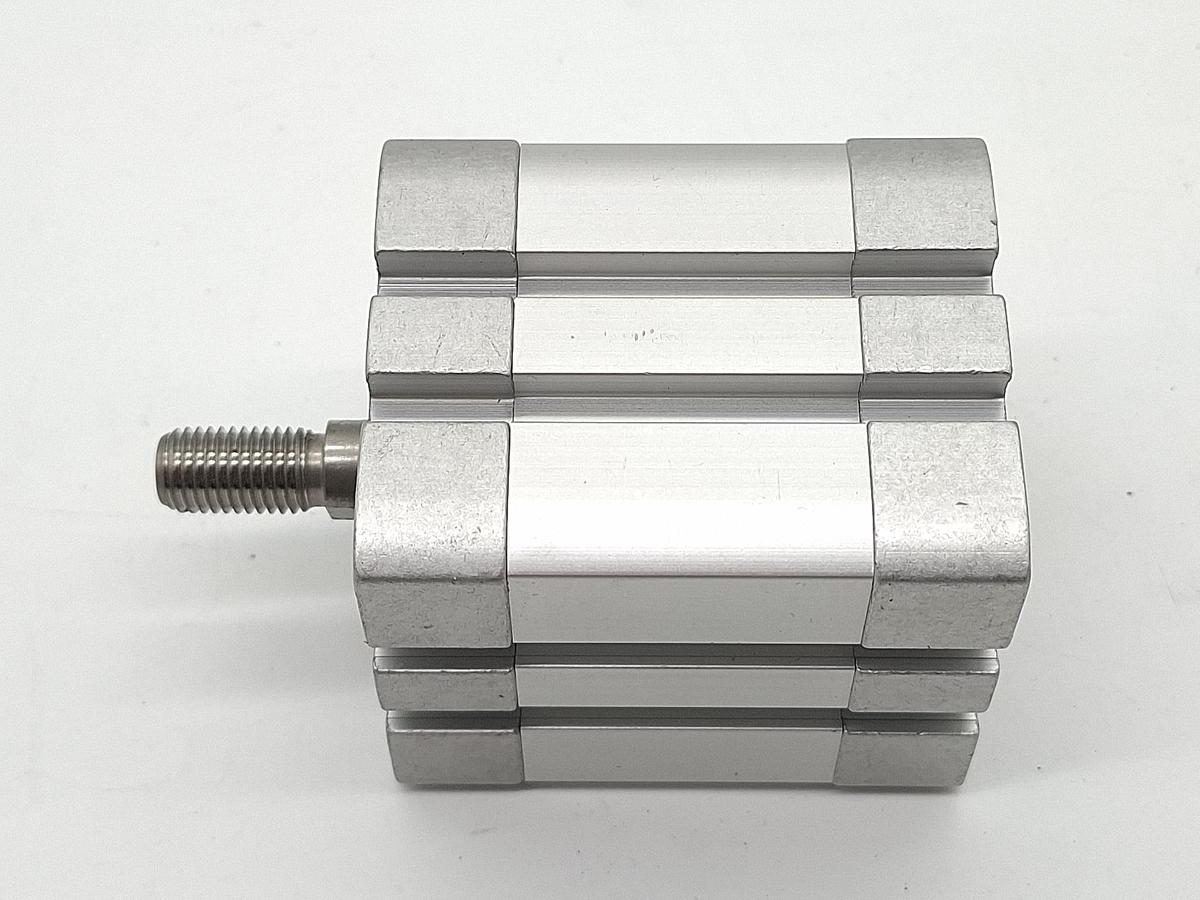 2 Stück Kompaktzylinder, Hub 20mm, ADN-40-20-A-P-A, 536292, Festo, neu