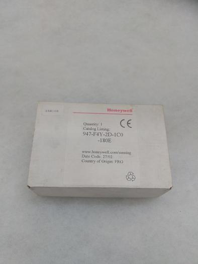 Ultraschall Näherungssensor 947-F4Y-2D-1C0-180E, Honeywell, neuwertig