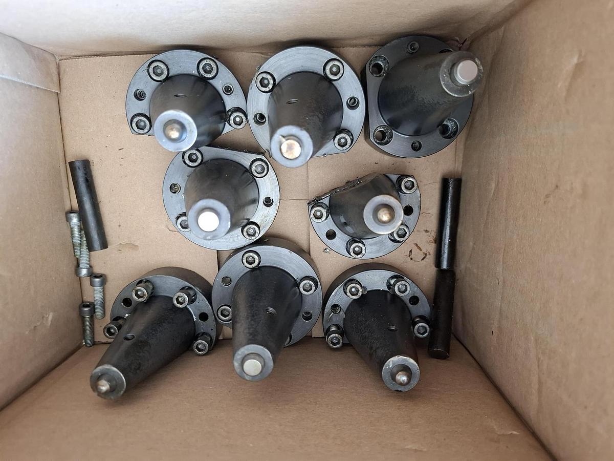 Gebraucht 4 Stück verstellbare Werkstück Abstützelemente, D12mm, Höhe 95-115mm , gebraucht