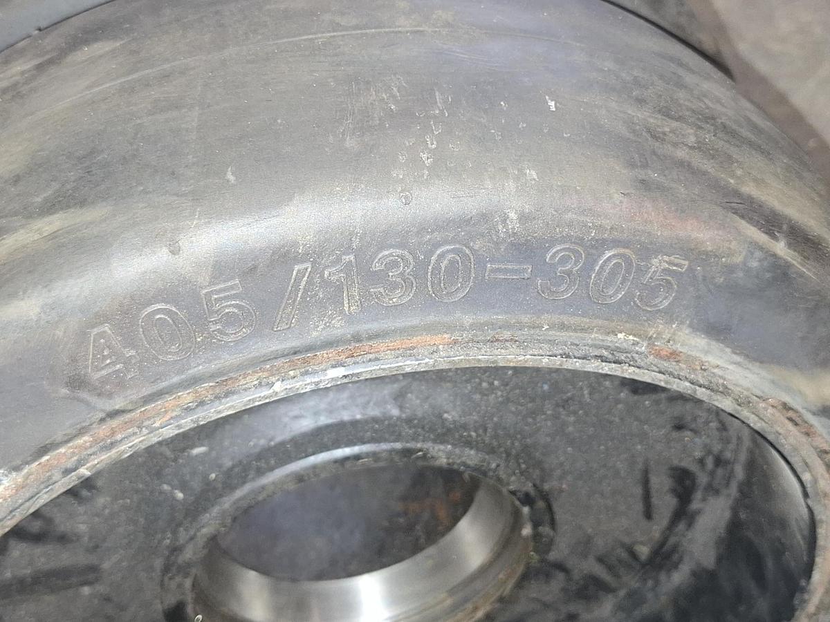 Zwillingsreifen für Tieflader, 405/130-305, , neuwertig