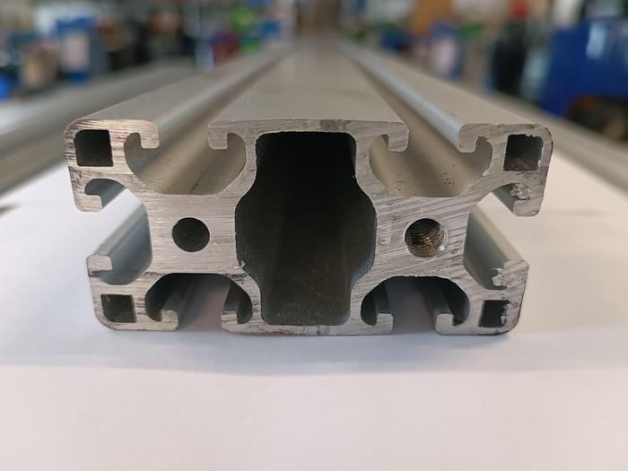 Gebraucht 43,5m Aluminiumprofil zum Sensationspreis €17/m excl., Nut 8mm, 40 x 80mm , gebraucht