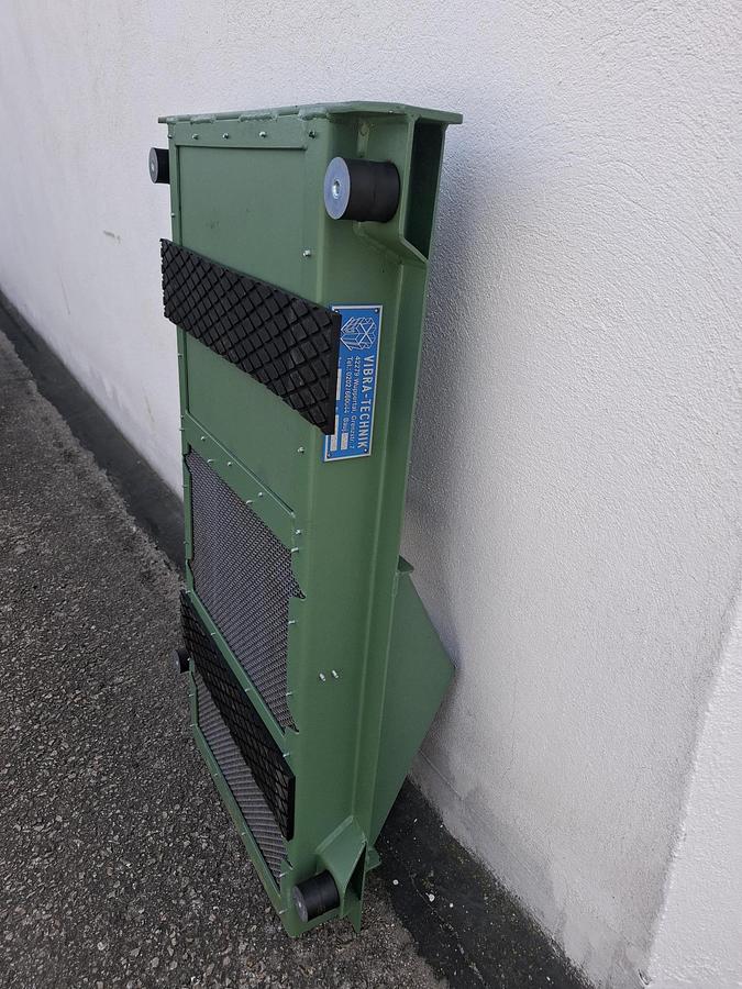 Siebschurre ohne Antrieb für Sandstrahlanlagen, FUF, Vibra Technik, neuwertig -60%