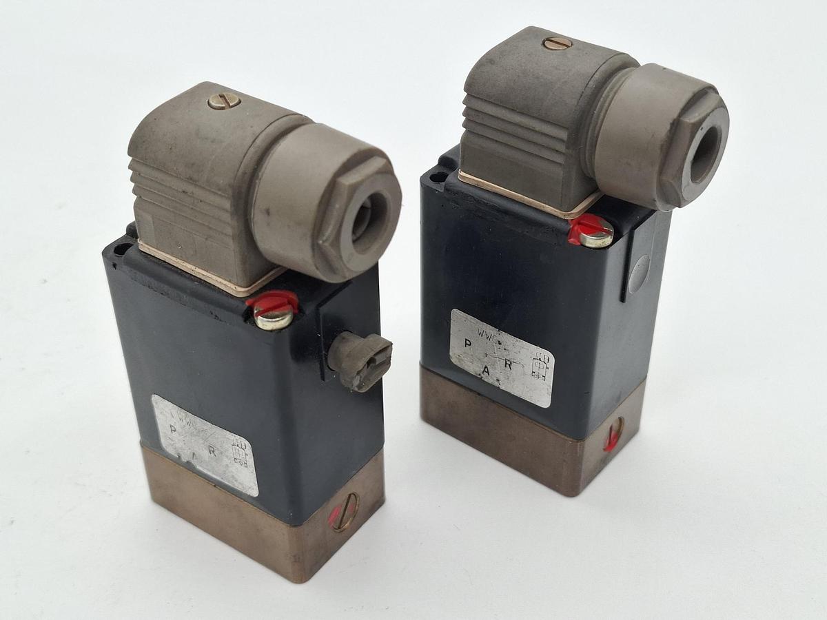 Gebraucht 2 Stück Magnetventil, 0331 C 3.0 NBR MS, Bürkert, gebraucht