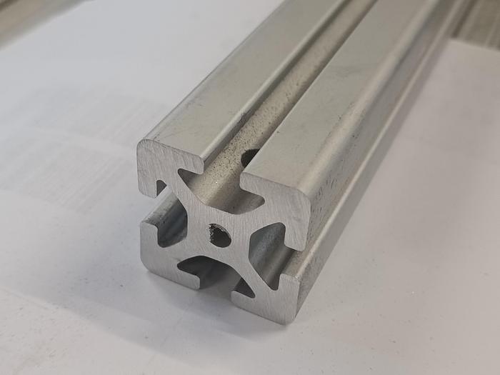 Gebraucht 54,21m Aluminiumprofil zum Sensationspreis €9/m excl., Nut 8mm, 40 x 40mm , gebraucht