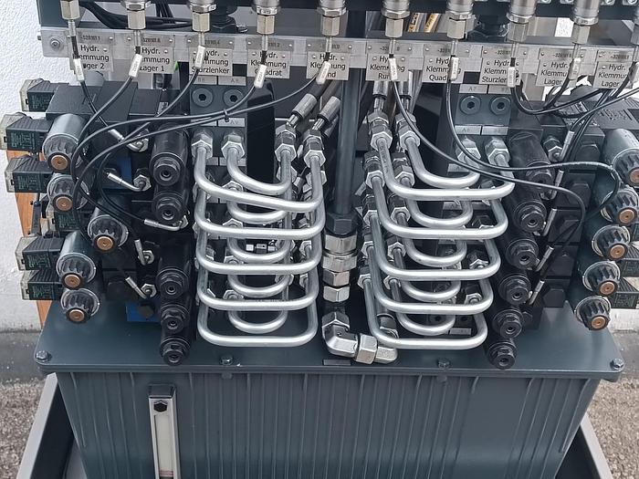 Gebraucht Hydraulikaggregat, 330 bar, 10 Kreise, 2 Servomotorpumpen, 130L, Niehues, gebraucht-Top