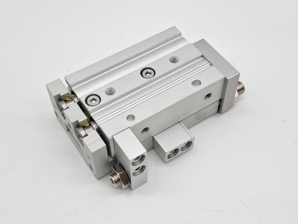 Doppelt wirkender Kompaktschlitten, MXS12-10A, SMC, neu