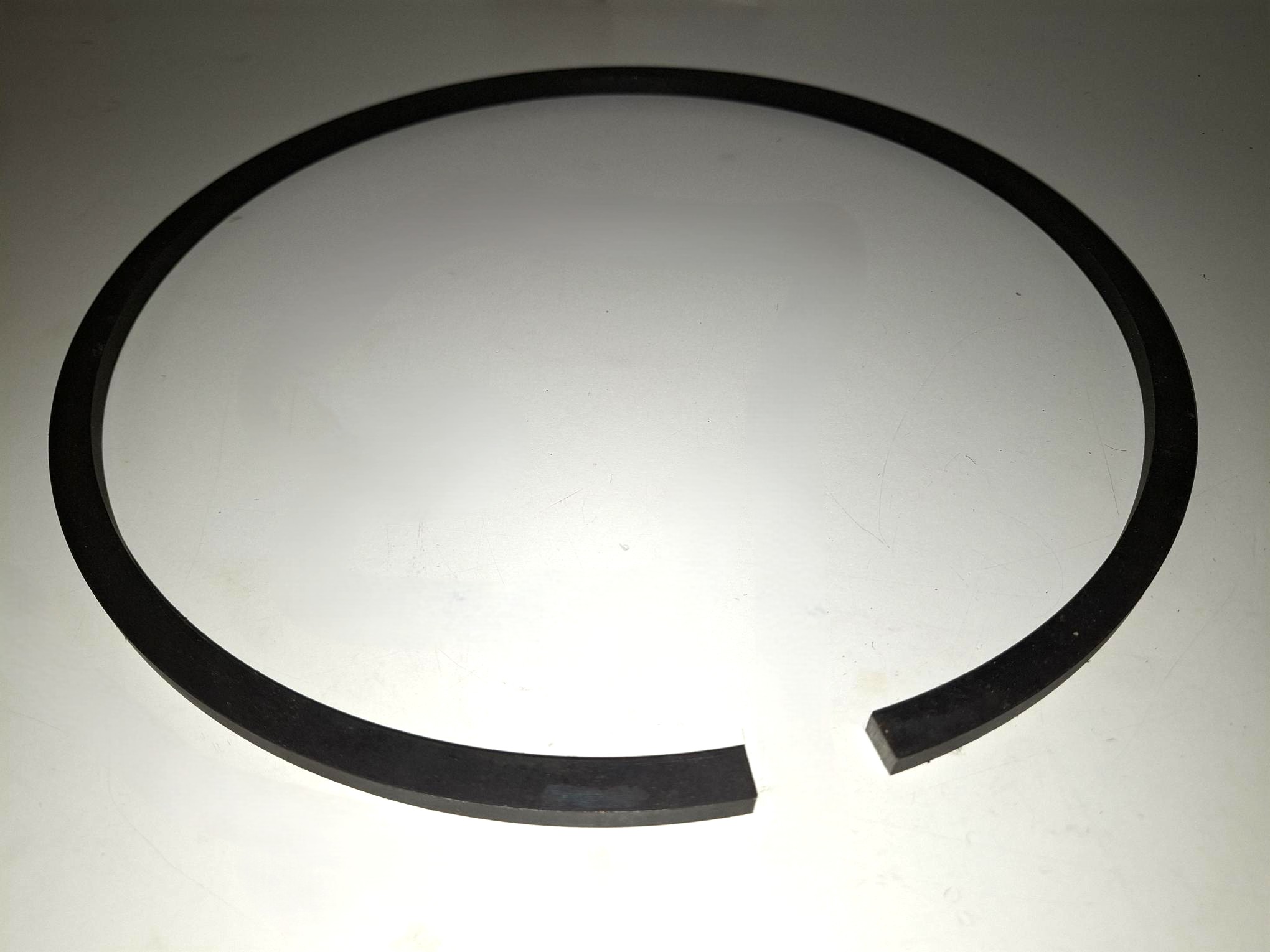 8 Stück Kolbenringe für Idra Druckgussmaschine, d340mm, 5034501, Strate/Idra, neu