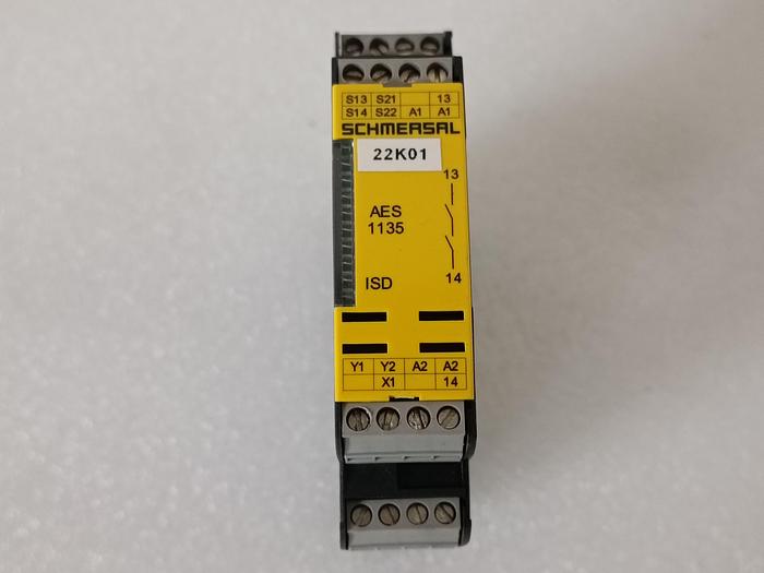 Gebraucht 3 Stück Sicherheitsrelais, AES 1135, Schmersal, gebraucht