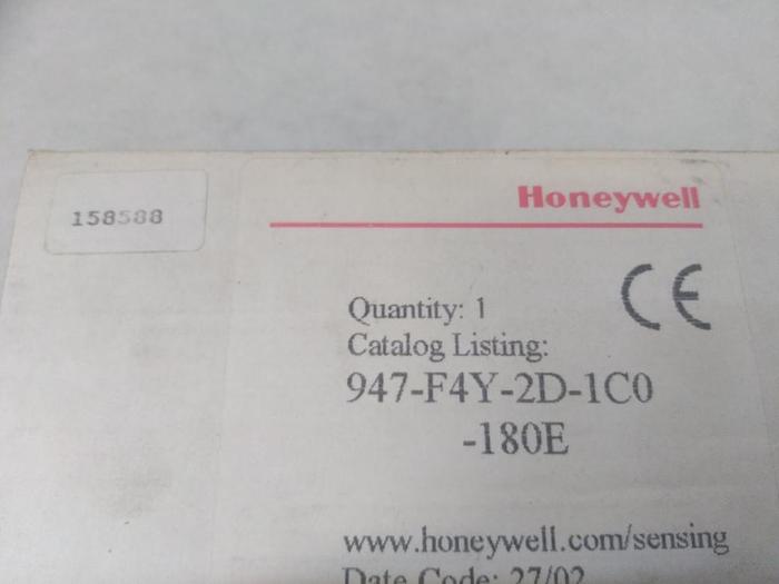Ultraschall Näherungssensor 947-F4Y-2D-1C0-180E, Honeywell, neuwertig
