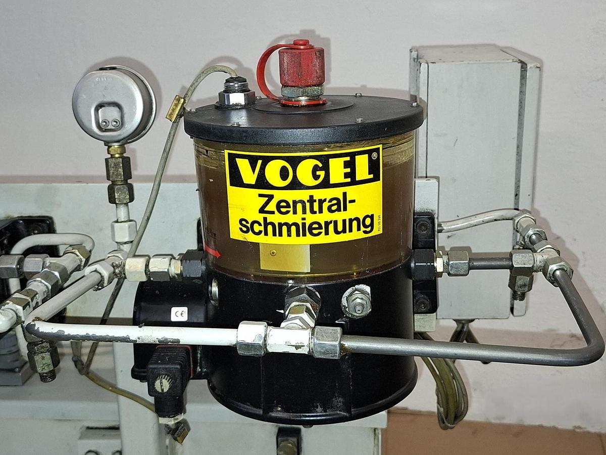 Gebraucht Zentrale Öl- und Fettschmieranlage, MFE5-BW30 + KFG1-5W2 Vogel, gebraucht