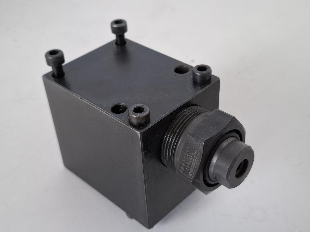 Gebraucht Einschraubzylinder mit Klemmkolben, 1462847, Römheld, gebraucht