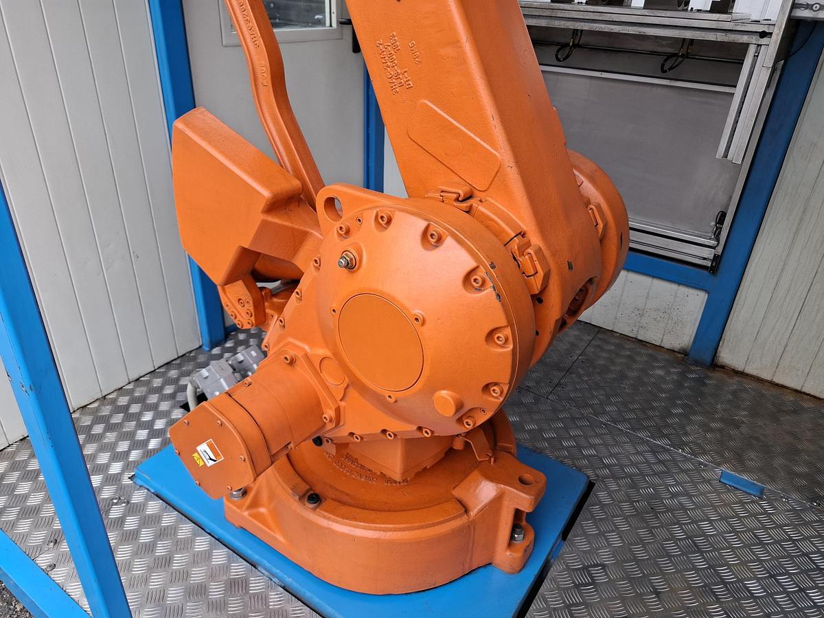 Gebraucht Roboter mit Steuerung und Zubehör, IRB 4400/45, ABB, gebraucht-Top