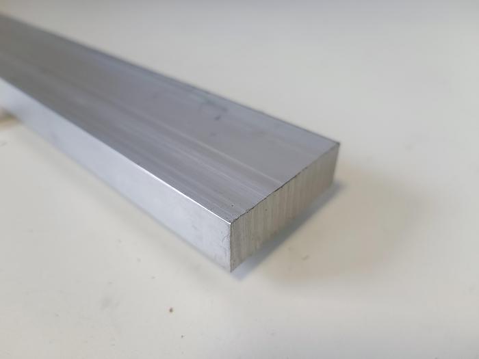 5 Stk. Aluminium Flachprofil, Vollmaterial, 20,5 kg, 60 x 20 x 1280mm, , neu -50%