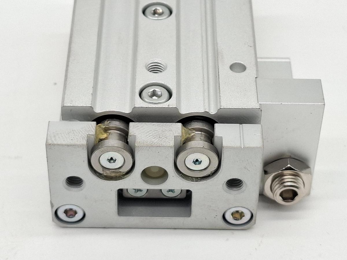 Doppelt wirkender Kompaktschlitten, MXS12-10A, SMC, neu