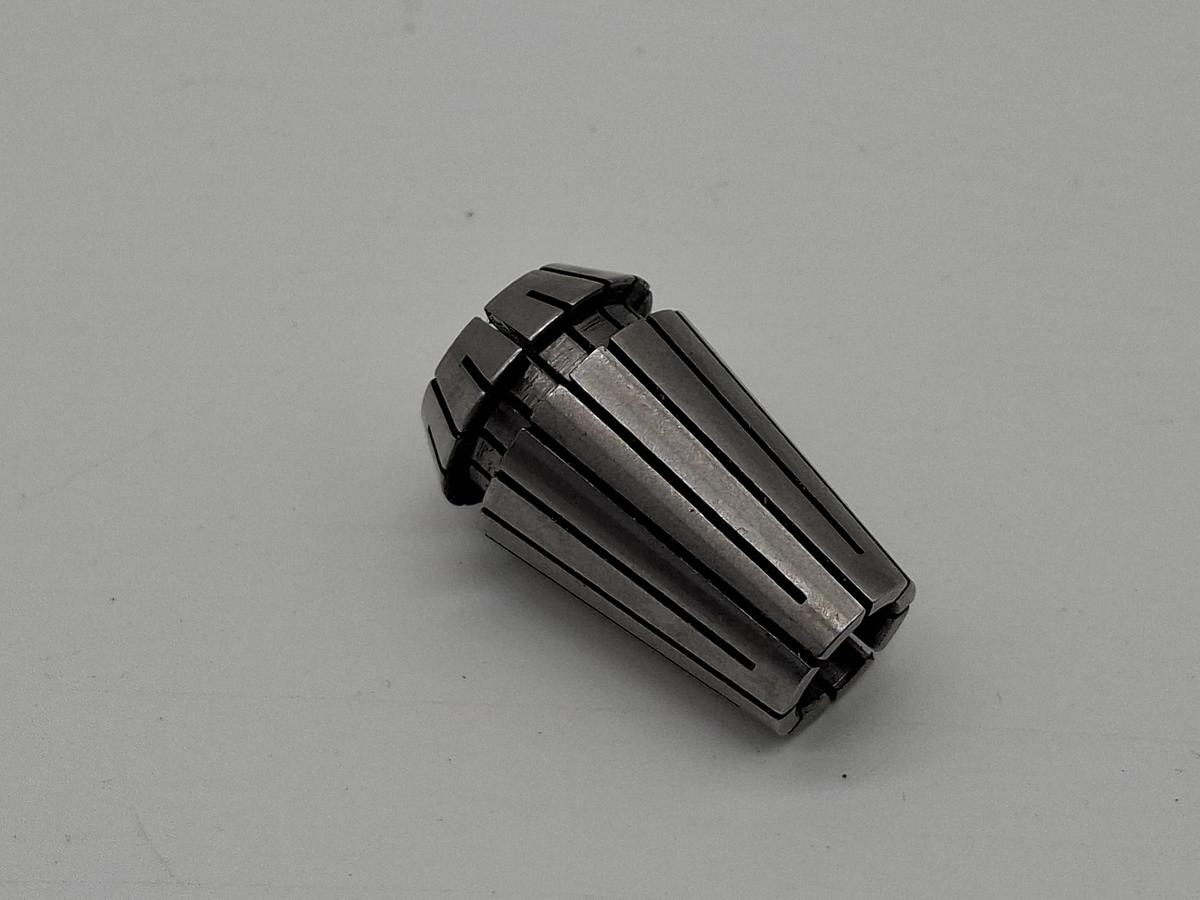 10 Stück Spannzangen D8mm, ER16-426E , neu