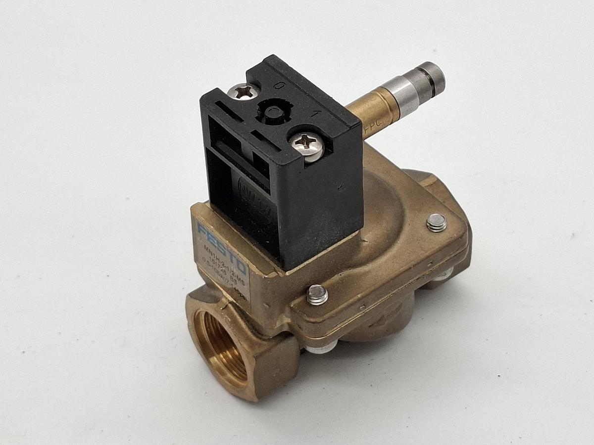 2 Stück Magnetventil, 161728, MN1H-2-1/2-MS, Festo, neuwertig