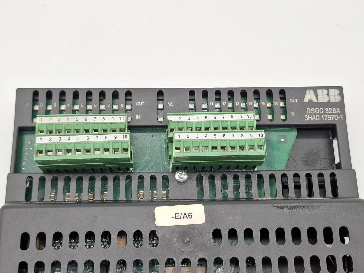 Gebraucht Digital I/O Modul, DSQC328A, 3HAC17970-1, ABB, gebraucht-Funktionszusicherung