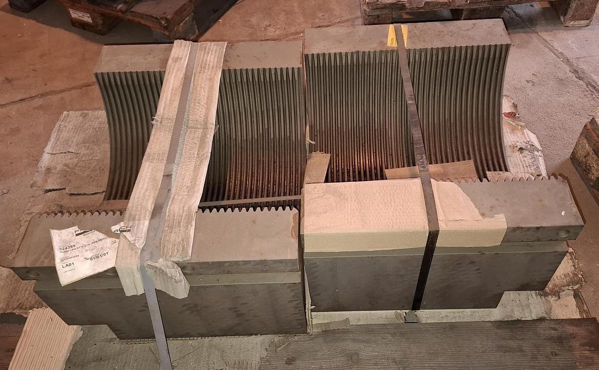 Geteilte Mutter für Druckgussmaschine, TR375x12, 924399, Frech/Müller Weingarten, neu