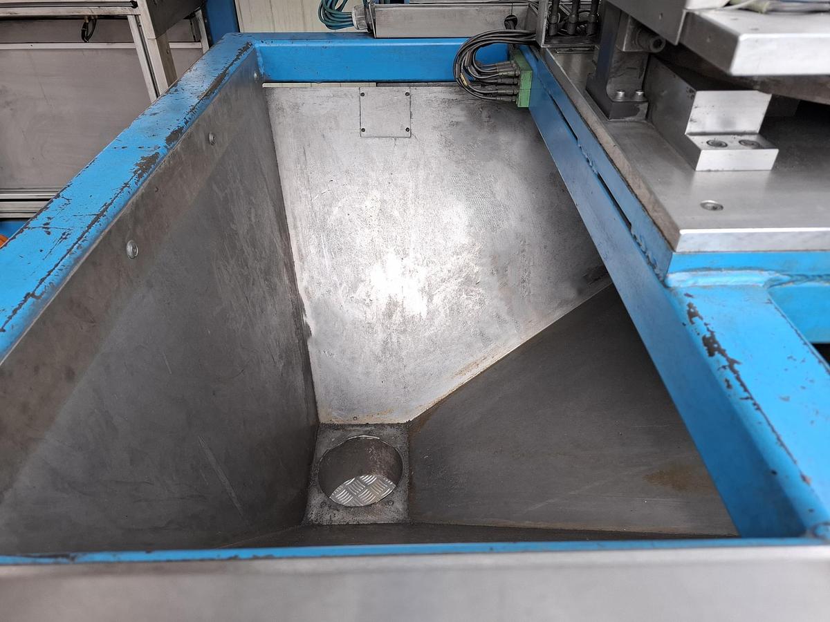 Gebraucht Komplette Bearbeitungszelle mit Roboter und …, RB4400 SC…, ABB, gebraucht