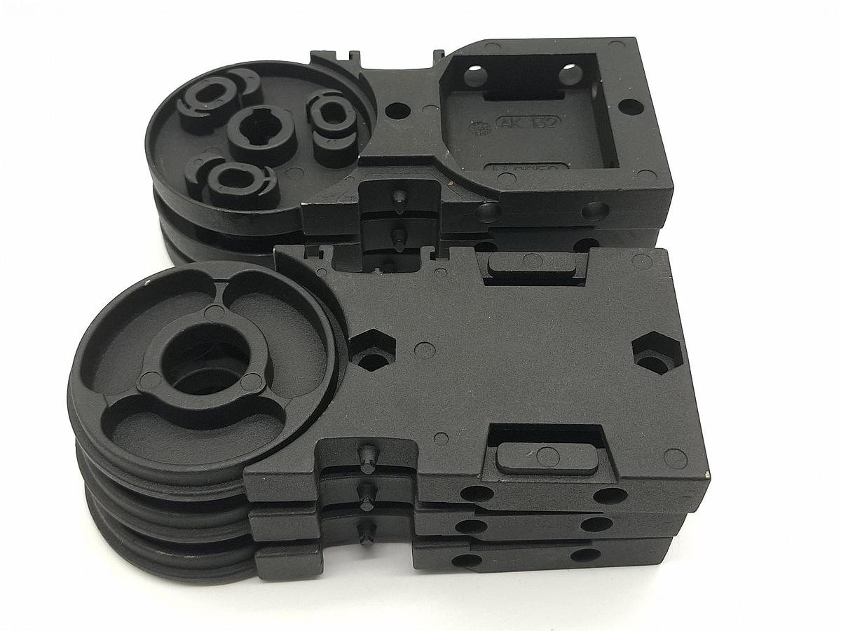 2 Stück Endplattenpaare = 4 Stück, Aluminium, 72104 + 72105, Kabelschlepp, neu