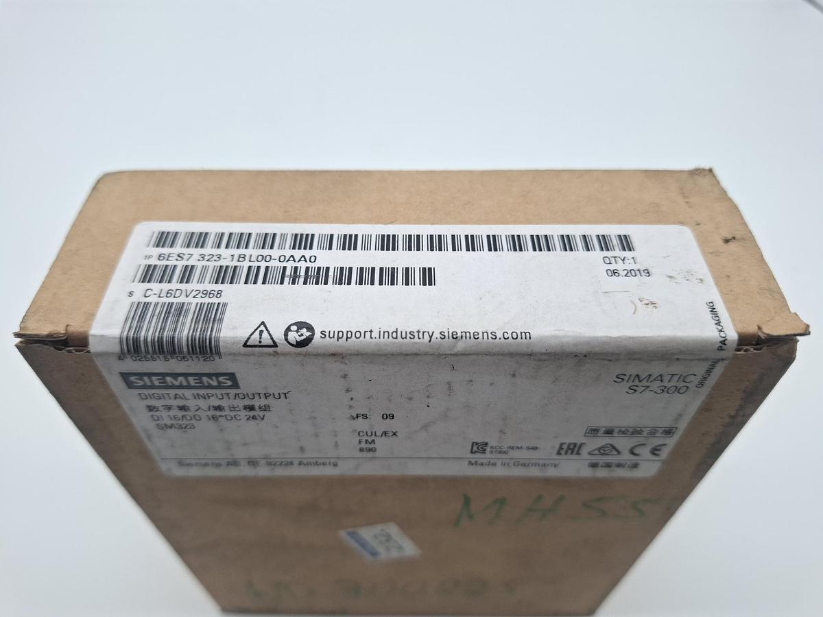 Digital Ein/Ausgabemodul, 6ES7 323-1BL00-0AA0, Siemens, neu