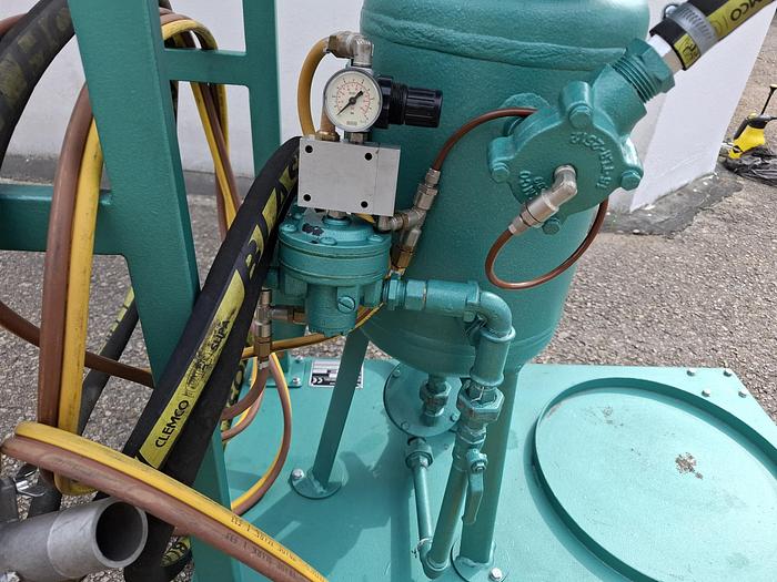 Gebraucht Staubfreies, fahrbares Strahlgerät, HSP-20, Clemco, gebraucht-Top