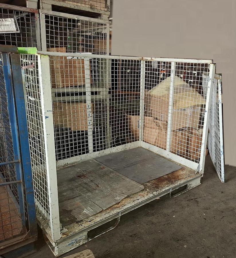 Gebraucht Große Sonder Gitterboxen, stapelfähig, 180x120x150cmm,  , gebraucht