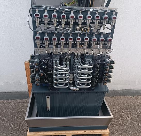 Gebraucht Hydraulikaggregat, 330 bar, 10 Kreise, 2 Servomotorpumpen, 130L, Niehues, gebraucht-Top
