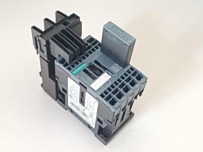 Gebraucht 3 Stück Schütz Sirius + Anbauteile, 3RT2015-2BB41, Siemens, neuwertig -40%