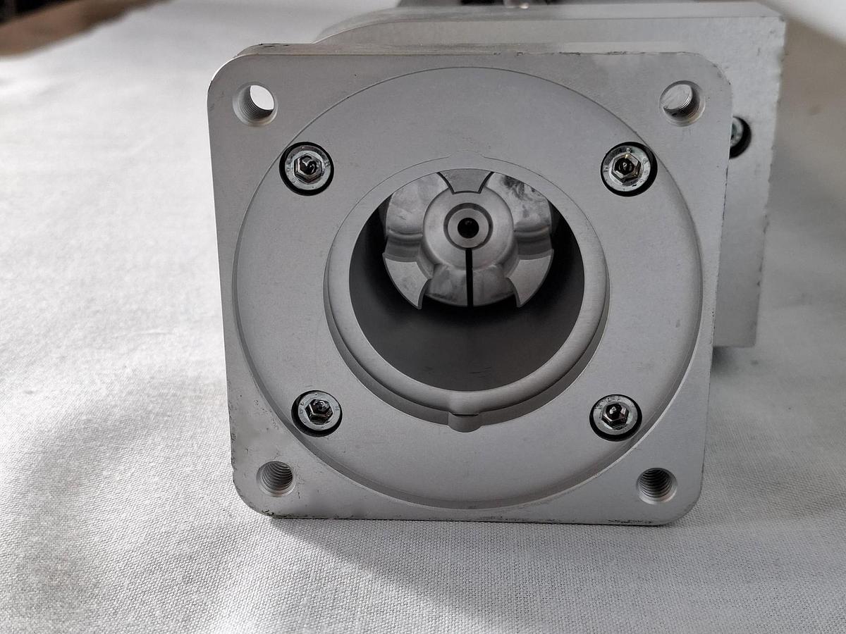 Linearantrieb, Spindelachse, Hub 1135, EGC-120-1135-BS-25P-S-KF-0H-MR-GV, 556809, Festo, neuwertig