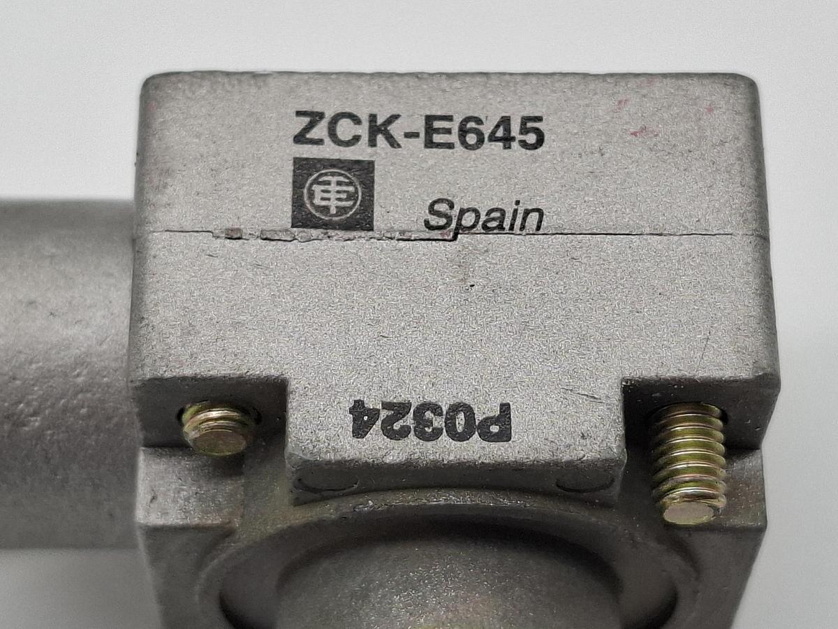 8 Stück Positionsschalterkopf, ZCK-E645, Telemechanique, neu