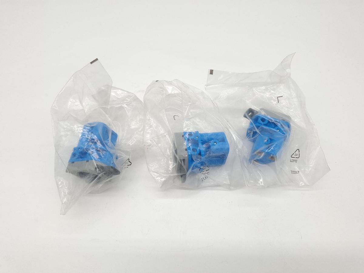 3 Stück Fronttafelventil, SV-3-M5, (6817) 013737, Festo, neu