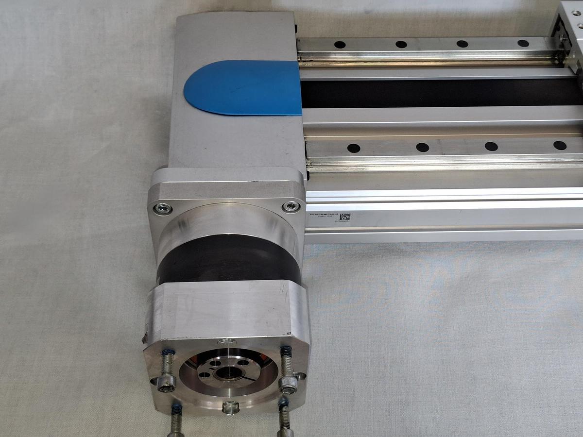 Linearantrieb + Planetengetriebe, Hub 880, EGC-HD-220-880-TB-0H-GK, 556825 +.., Festo, neuwertig