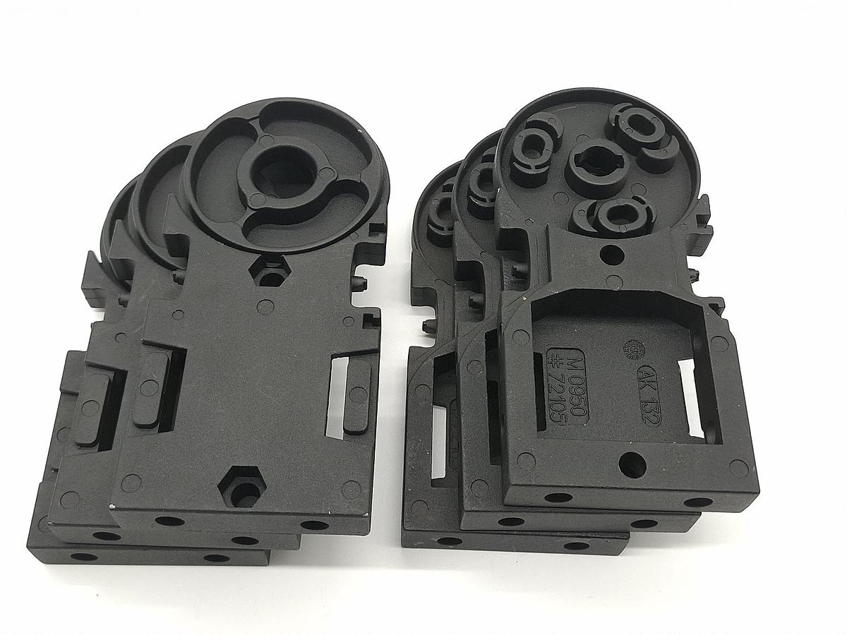 2 Stück Endplattenpaare = 4 Stück, Aluminium, 72104 + 72105, Kabelschlepp, neu