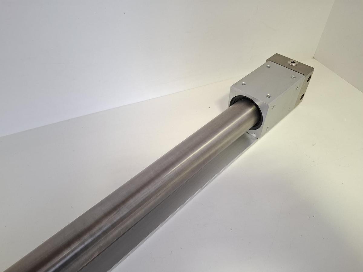 Kolbenstangenloser Linearantrieb, CY3R40TF-900, SMC, neu