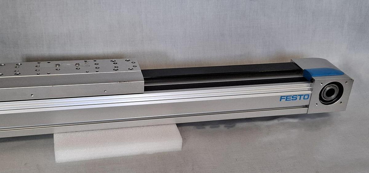 Linearantrieb, Zahnriemenachse, Hub1500, EGC-120-1500-TB-KF-0H-GV, 556815, Festo, neuwertig