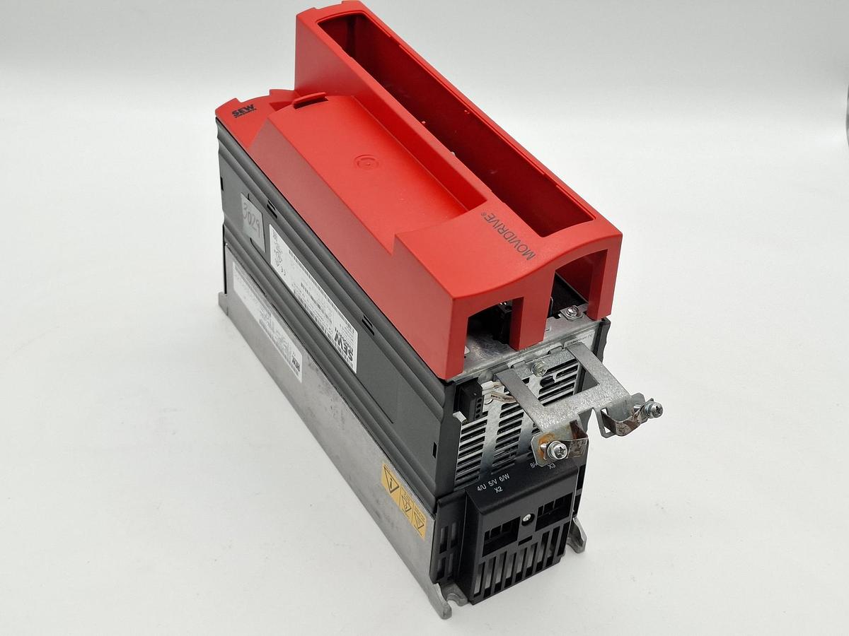 Gebraucht Frequenzumformer, nur 913 Stunden! 4KW, MDX61B0040-5A3-4-0T…., SEW, gebraucht-Top