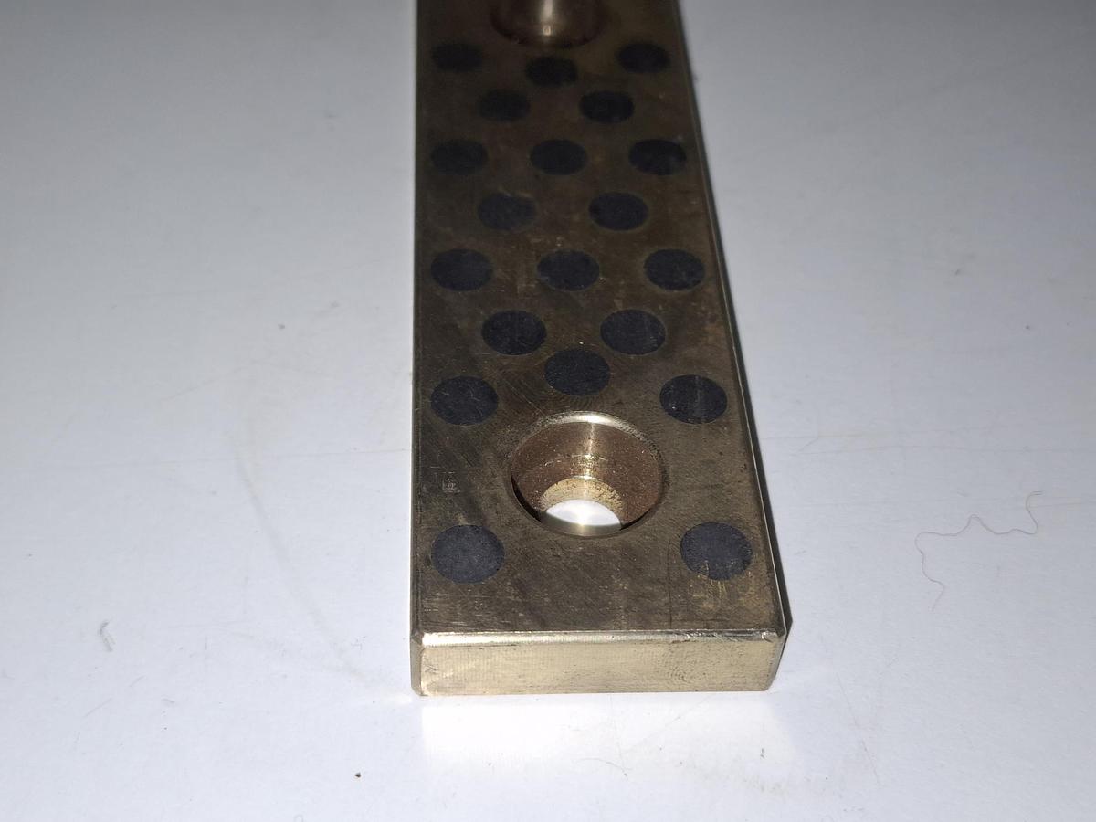 2 Stück Bronze Gleitlagerplatte mit Graphiteinsätzen, 350x35x10mm, , neu