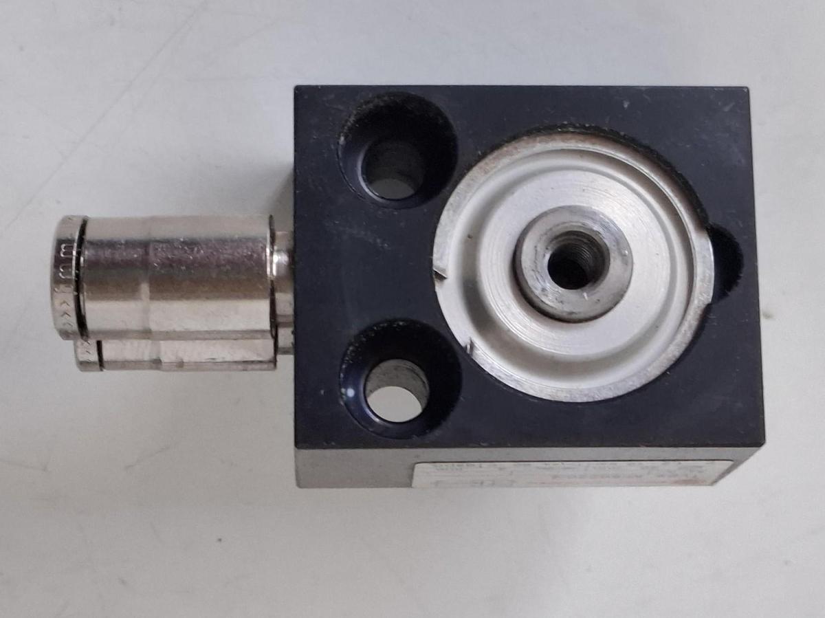 Gebraucht Doppelt wirkender Zylinder, d20mm, Hub 4mm, M/50220/4, Norgren, gebraucht