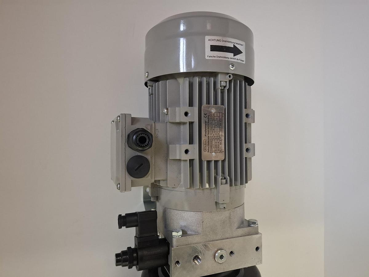 Einfach wirkende Hydraulikpumpe, V=8L, P max.180bar, 2ccm/U, 1,1KW, Steinhoff, neu